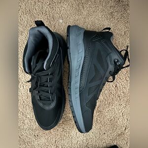 Ozark Trail Black and Gray Men's Athletic Shoes